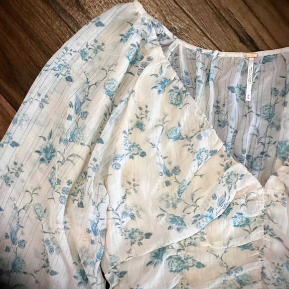 Free People Final Rose Blouse Balloon Sleeves Smocked in Vintage Combo Medium - Picture 8 of 9